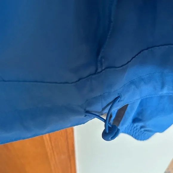 Adidas Women’s Blue Lightweight Running Jacket Full Zip Athletic Windbreaker - Picture 4 of 8